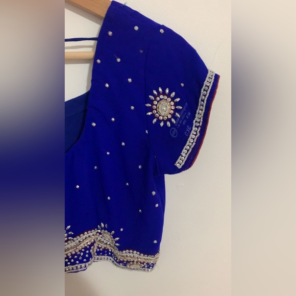 Indian Saree - Picture 2 of 7